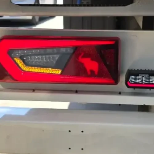 Φανάρι Led Αριστερό με Φλας Dynamic Schmitz